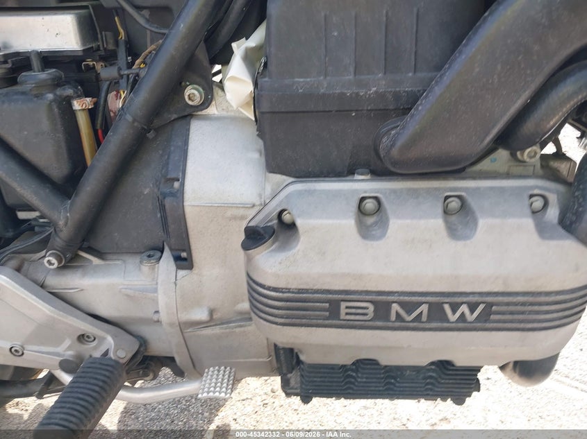 1987 BMW K75 VIN WB1057405H0131194 IAAI salvage auction — LEFT SIDE, Clear (Indiana), sold $25 on 2026-07-29 (photo 8)
