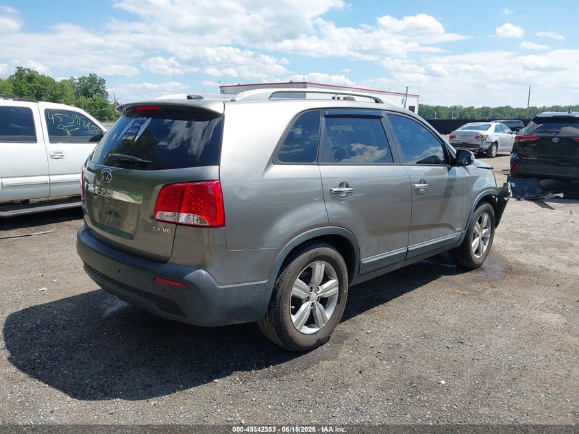2013 Kia Sorento VIN 5XYKUDA29DG319711 IAAI salvage auction — FRONT END, Salvage - Greater Than 75% (Maryland), sold $1,050 on 2026-07-29 (photo 4)