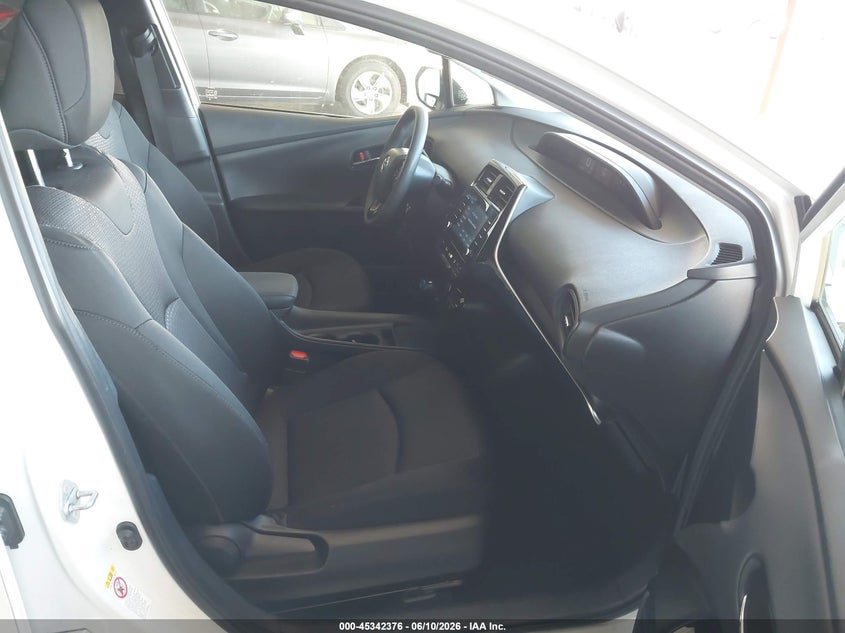 2020 Toyota Prius VIN JTDKARFU0L3106522 IAAI salvage auction — LEFT FRONT, Salvage Title, sold $5,600 on 2026-07-23 (photo 5)