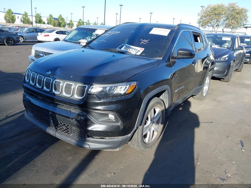 2022 Jeep Compass VIN 3C4NJCBB0NT137422 IAAI salvage auction — FRONT & REAR, Salvage Title, sold $3,900 on 2026-07-24 (photo 2)