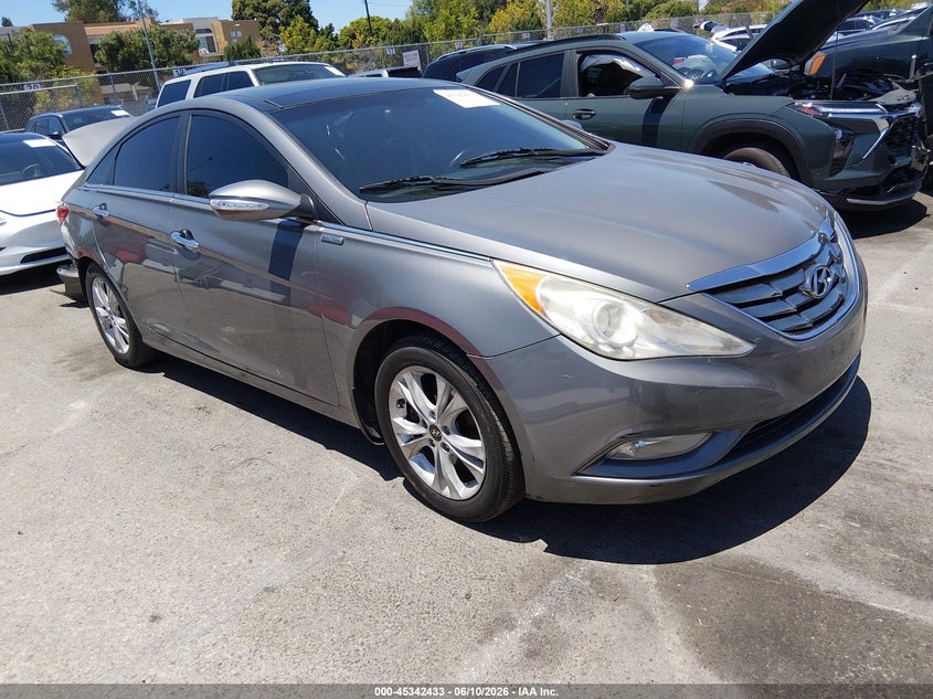 2013 Hyundai Sonata VIN 5NPEC4ACXDH715356 IAAI salvage auction — REAR END, Salvage Title, sold $575 on 2026-07-30 (photo 1)