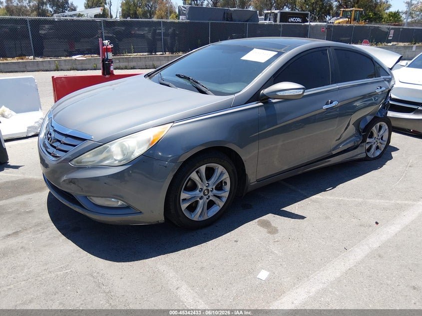 2013 Hyundai Sonata VIN 5NPEC4ACXDH715356 IAAI salvage auction — REAR END, Salvage Title, sold $575 on 2026-07-30 (photo 2)