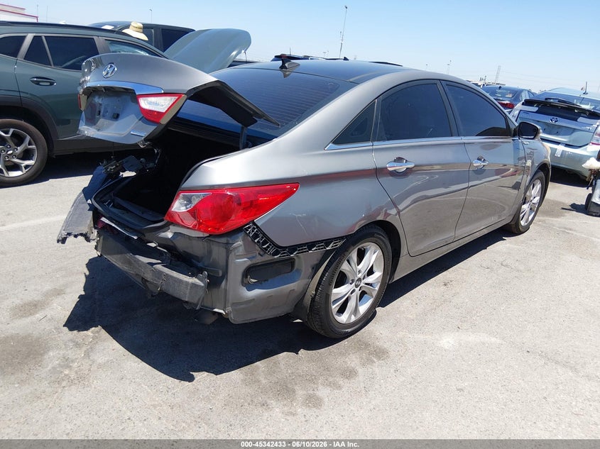 2013 Hyundai Sonata VIN 5NPEC4ACXDH715356 IAAI salvage auction — REAR END, Salvage Title, sold $575 on 2026-07-30 (photo 4)