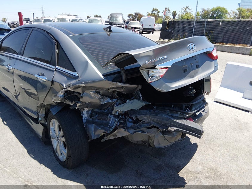 2013 Hyundai Sonata VIN 5NPEC4ACXDH715356 IAAI salvage auction — REAR END, Salvage Title, sold $575 on 2026-07-30 (photo 6)