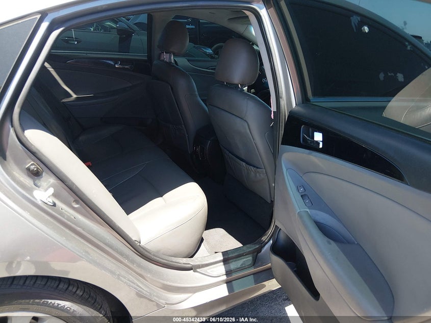 2013 Hyundai Sonata VIN 5NPEC4ACXDH715356 IAAI salvage auction — REAR END, Salvage Title, sold $575 on 2026-07-30 (photo 8)