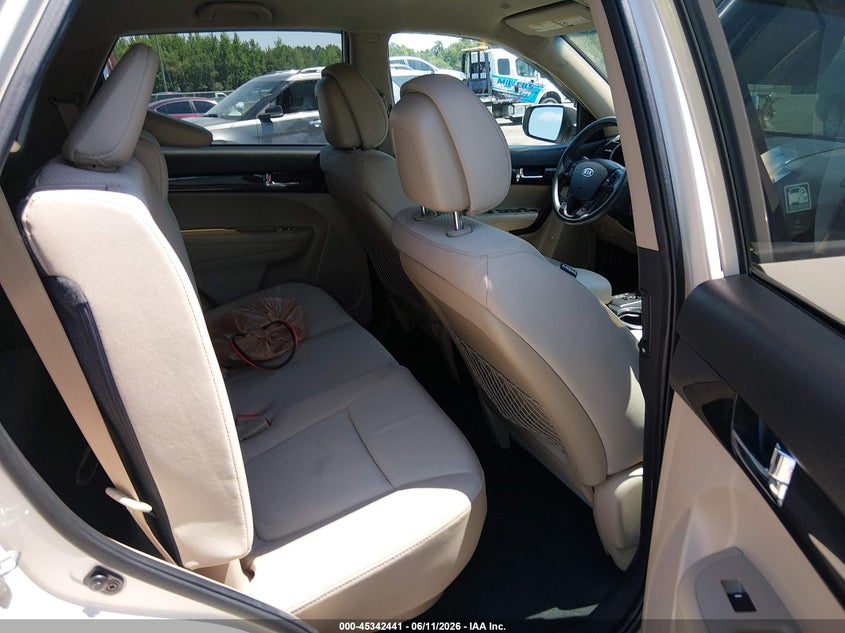 2012 Kia Sorento VIN 5XYKT4A67CG212953 IAAI salvage auction — RIGHT FRONT, Salvage Title, sold $925 on 2026-07-22 (photo 8)