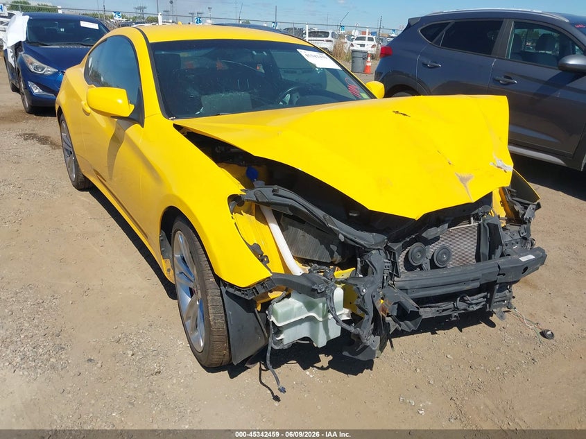 2012 Hyundai Genesis VIN KMHHU6KH4CU071305 IAAI salvage auction — NORMAL WEAR, Salvage Title, sold $450 on 2026-07-29 (photo 1)