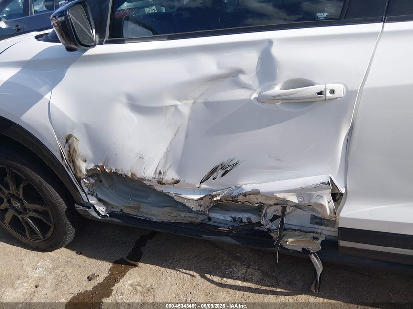 2023 Nissan Kicks VIN 3N1CP5DV2PL560999 IAAI salvage auction — LEFT SIDE, Wait Title, sold $4,300 on 2026-09-11 (photo 6)