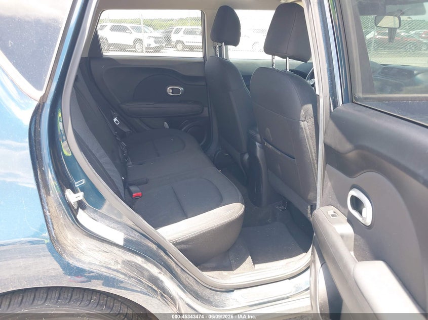 2018 Kia Soul VIN KNDJP3A50J7596246 IAAI salvage auction — NORMAL WEAR, Salvage Title, sold $725 on 2026-07-14 (photo 8)