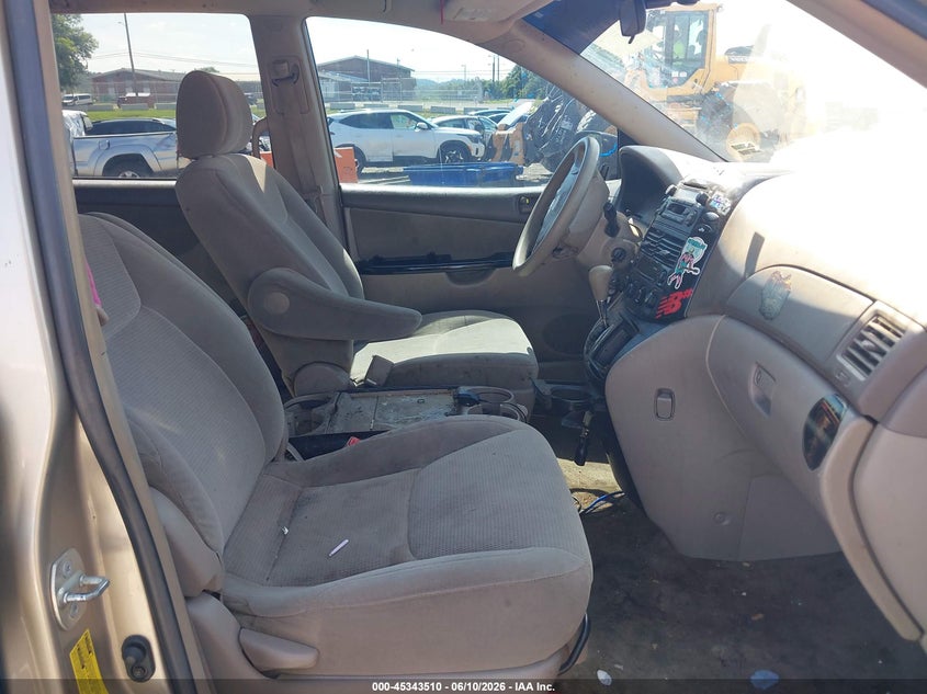 2005 Toyota Sienna VIN 5TDZA23C85S373166 IAAI salvage auction — NORMAL WEAR, Clear (Tennessee), sold $675 on 2026-07-16 (photo 5)
