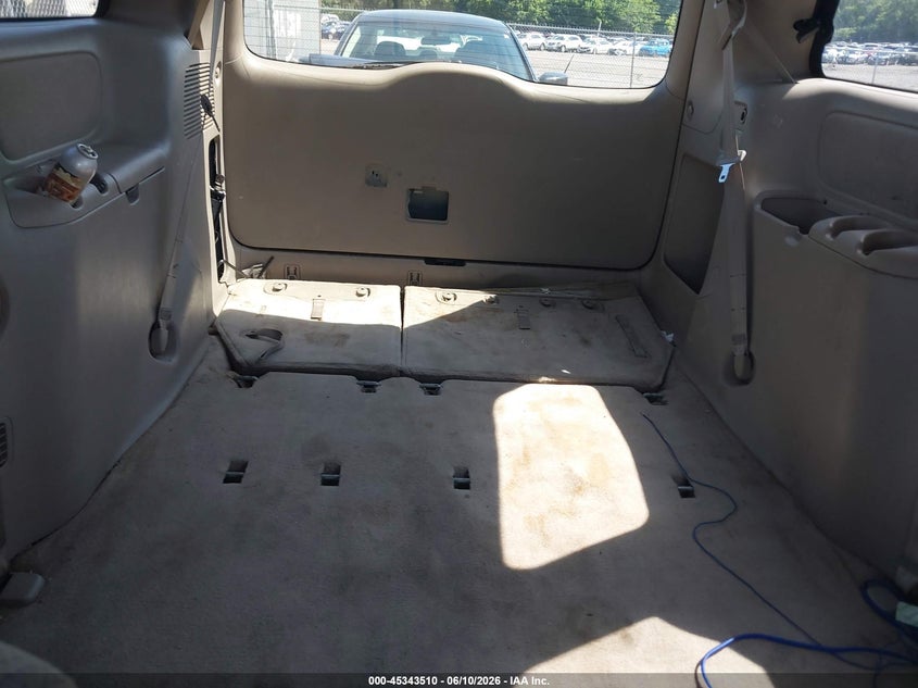 2005 Toyota Sienna VIN 5TDZA23C85S373166 IAAI salvage auction — NORMAL WEAR, Clear (Tennessee), sold $675 on 2026-07-16 (photo 8)
