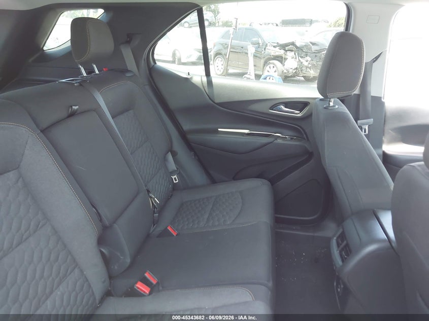 2019 Chevrolet Equinox VIN 3GNAXKEV5KS629546 IAAI salvage auction — REAR END, Salvage Certificate (California), sold $3,700 on 2026-07-25 (photo 8)