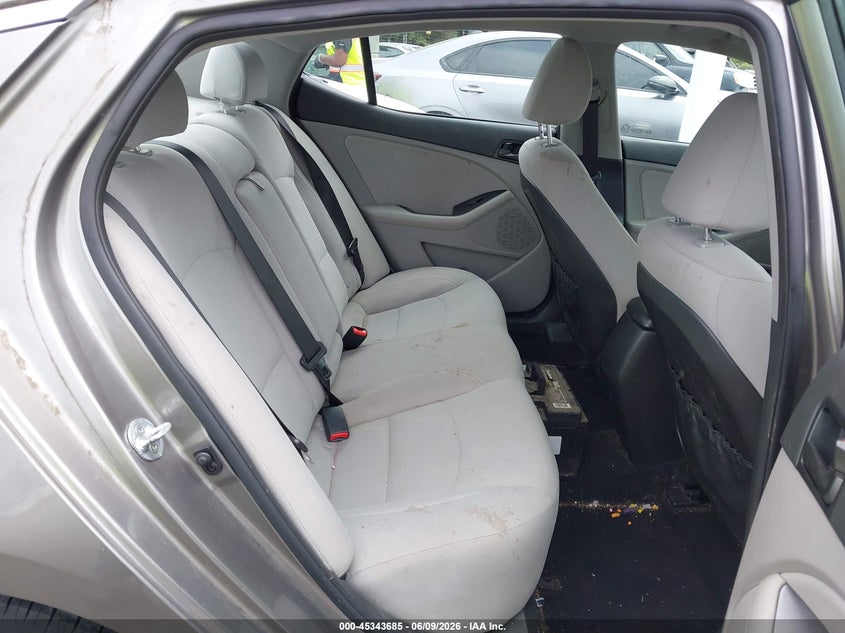 2015 Kia Optima VIN 5XXGM4A78FG468300 IAAI salvage auction — NORMAL WEAR, Salvage Title, sold $950 on 2026-07-16 (photo 8)