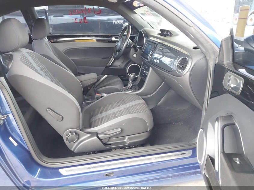 2014 Volkswagen Beetle VIN 3VWVT7AT8EM663882 IAAI salvage auction — LEFT REAR, Salvage Title, sold $2,550 on 2026-07-22 (photo 5)