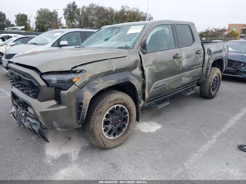 2024 Toyota Tacoma VIN 3TMLB5JN8RM085582 IAAI salvage auction — ROLLOVER, Salvage (California), sold $8,900 on 2026-07-30 (photo 2)