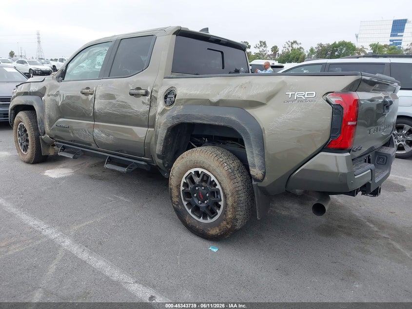 2024 Toyota Tacoma VIN 3TMLB5JN8RM085582 IAAI salvage auction — ROLLOVER, Salvage (California), sold $8,900 on 2026-07-30 (photo 3)