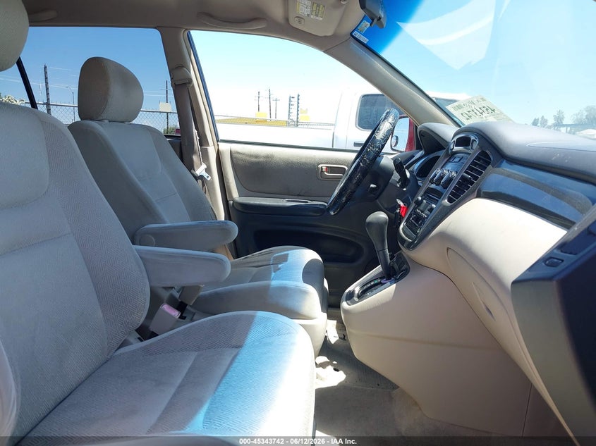 2001 Toyota Highlander VIN JTEHF21A610010579 IAAI salvage auction — NORMAL WEAR, Salvage Title - Dealer (California), sold $725 on 2026-07-14 (photo 5)
