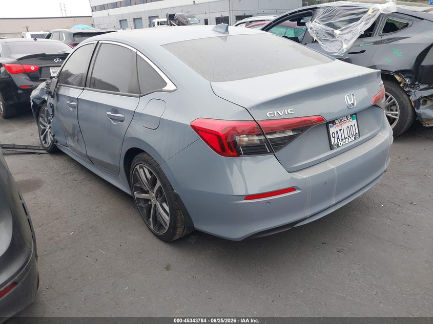 2022 Honda Civic VIN 2HGFE1F93NH315791 IAAI salvage auction — SIDE, Salvage Title, sold $7,700 on 2026-08-31 (photo 3)