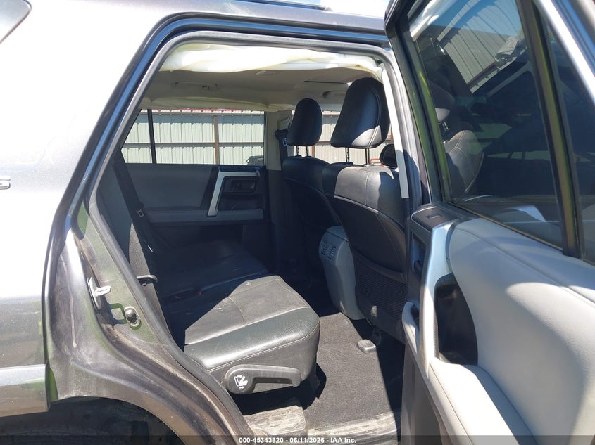 2011 Toyota 4runner VIN JTEBU5JR6B5060177 IAAI salvage auction — ROLLOVER, Bill Of Sale (Washington), sold $5,200 on 2026-07-28 (photo 8)