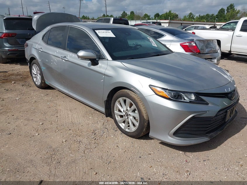 2024 Toyota Camry VIN 4T1R11AK3RU225864 — IAAI salvage auction photo