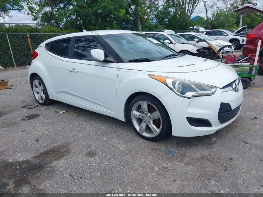 2012 Hyundai Veloster VIN KMHTC6ADXCU052169 IAAI salvage auction — NORMAL WEAR, Salvage Title, sold $625 on 2026-07-27 (photo 1)