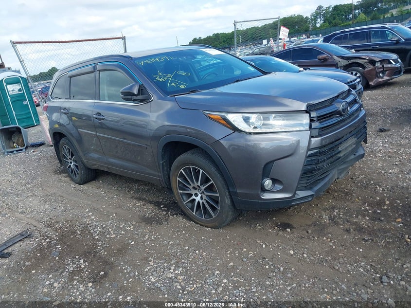 2017 Toyota Highlander VIN 5TDJZRFH3HS455512 IAAI salvage auction — LEFT REAR, Salvage Title, sold $10,475 on 2026-07-28 (photo 1)