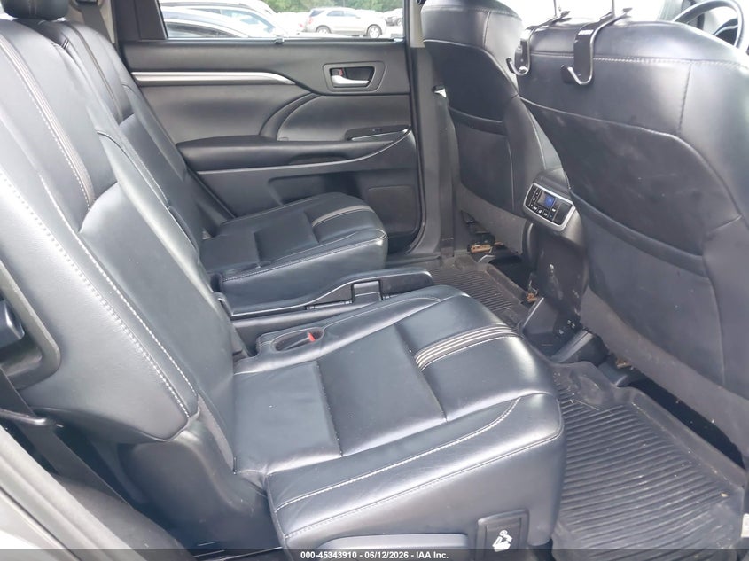 2017 Toyota Highlander VIN 5TDJZRFH3HS455512 IAAI salvage auction — LEFT REAR, Salvage Title, sold $10,475 on 2026-07-28 (photo 8)