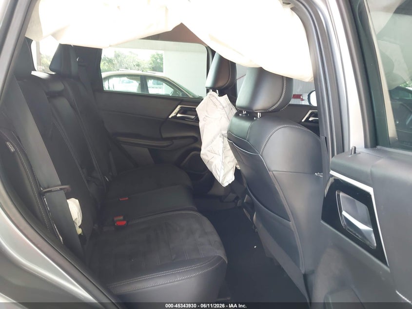 2022 Mitsubishi Outlander VIN JA4J3UA8XNZ082226 IAAI salvage auction — SIDE, Salvage Title, sold $5,900 on 2026-07-22 (photo 8)
