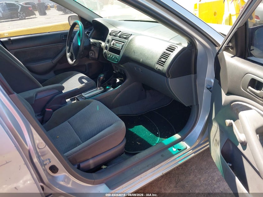 2004 Honda Civic VIN 2HGES163X4H538473 IAAI salvage auction — NORMAL WEAR, Clear - Dealer Only (California), sold $375 on 2026-07-09 (photo 5)