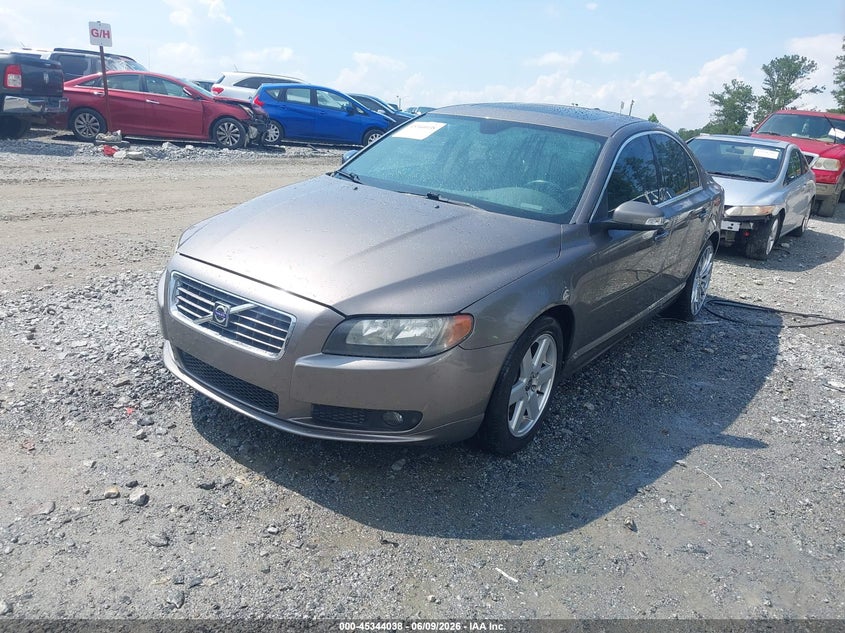 2007 Volvo S80 VIN YV1AS982X71017167 IAAI salvage auction — LEFT & RIGHT, Repossession Paperwork (Georgia), sold $300 on 2026-07-07 (photo 2)