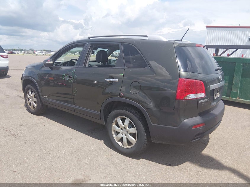 2011 Kia Sorento VIN 5XYKTCA13BG141845 IAAI salvage auction — SIDE, Prior Salvage (Minnesota), sold $425 on 2026-07-22 (photo 3)