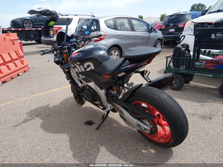 2024 Aprilia Tuono VIN ZD4KZUB06RS001095 IAAI salvage auction — FRONT END, Salvage (Colorado), sold $5,000 on 2026-07-14 (photo 3)