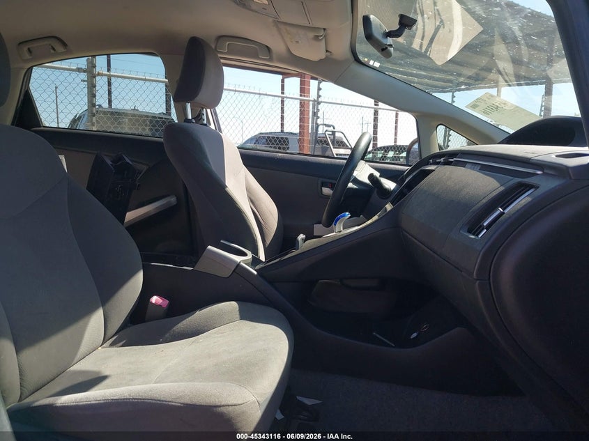 2013 Toyota Prius VIN JTDKN3DU1D5578299 IAAI salvage auction — NORMAL WEAR, Salvage Title, sold $575 on 2026-07-28 (photo 5)
