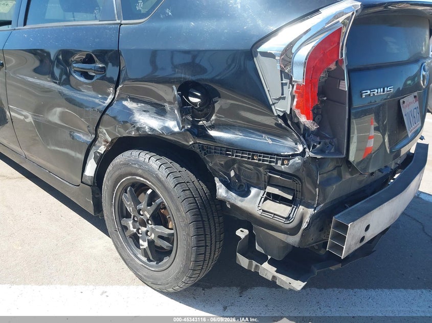 2013 Toyota Prius VIN JTDKN3DU1D5578299 IAAI salvage auction — NORMAL WEAR, Salvage Title, sold $575 on 2026-07-28 (photo 6)