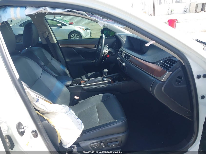 2014 Lexus Gs VIN JTHBE1BL7E5043976 IAAI salvage auction — RIGHT SIDE, Salvage (California), sold $1,550 on 2026-07-29 (photo 5)