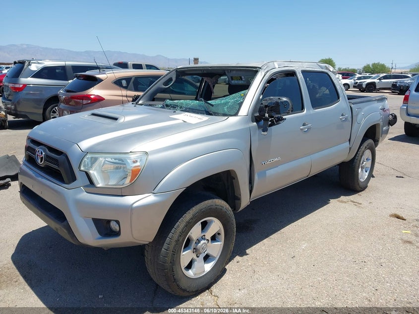 2014 Toyota Tacoma VIN 3TMJU4GNXEM170985 IAAI salvage auction — ROLLOVER, Salvage (Arizona), sold $3,200 on 2026-07-09 (photo 2)
