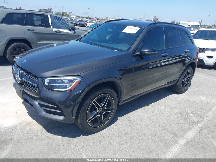 2021 Mercedes-benz Glc VIN W1N0G8EB4MF941080 IAAI salvage auction — NORMAL WEAR, Salvage Title, sold $14,900 on 2026-07-13 (photo 2)