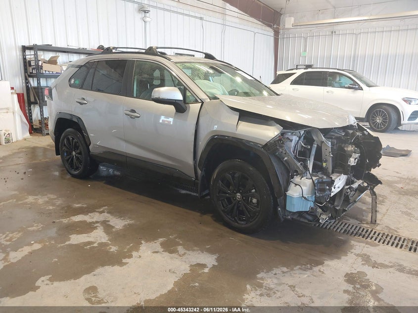 2025 Toyota Rav 4 VIN JTM16RFV2SD162198 — IAAI salvage auction photo