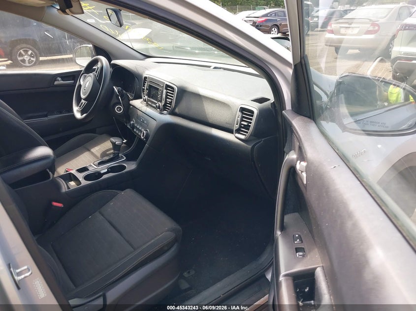 2018 Kia Sportage VIN KNDPMCACXJ7437879 IAAI salvage auction — NORMAL WEAR, Salvage Title, sold $2,375 on 2026-07-15 (photo 5)