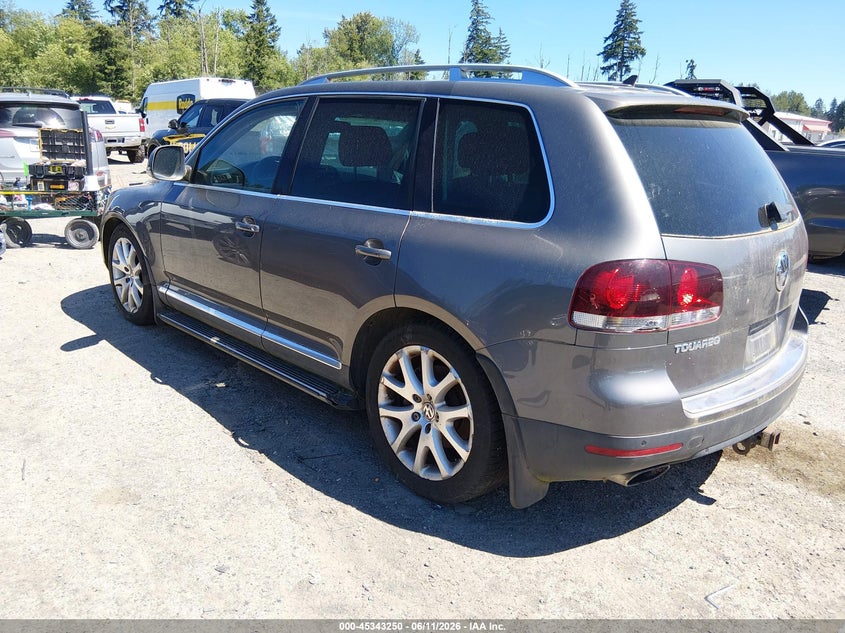2008 Volkswagen Touareg VIN WVGMB77L18D038664 IAAI salvage auction — NORMAL WEAR, Clear (Washington), sold $425 on 2026-07-15 (photo 3)
