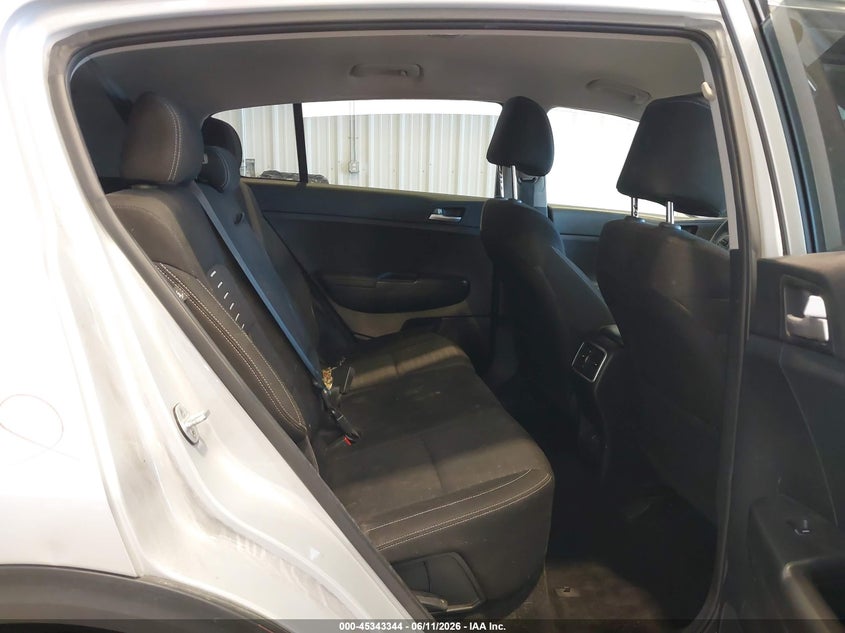 2018 Kia Sportage VIN KNDPMCAC9J7354430 IAAI salvage auction — UNKNOWN, Salvage (Utah), sold $2,350 on 2026-08-01 (photo 8)
