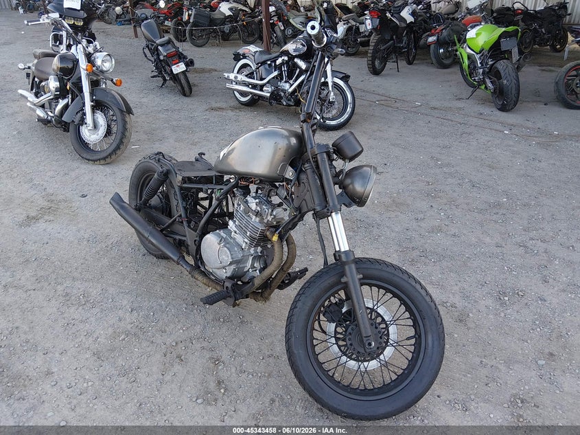 2002 Suzuki Gz250 VIN VTTNJ48A222102315 — IAAI salvage auction photo