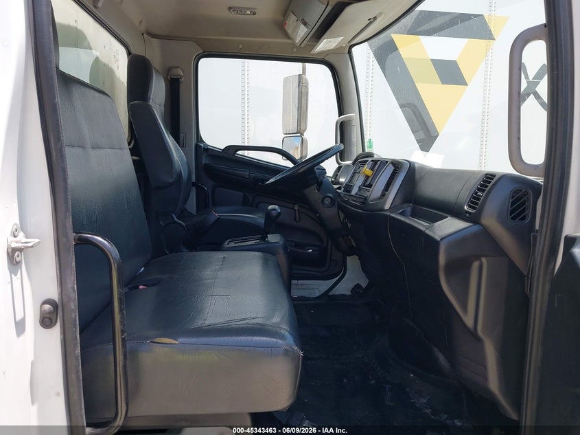 2016 Hino 258/268 VIN 5PVNJ8JV8G4S59933 IAAI salvage auction — ROLLOVER, Salvage (California), sold $8,350 on 2026-07-07 (photo 5)