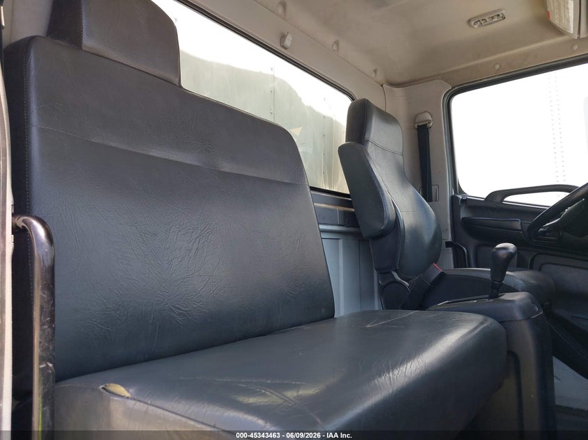 2016 Hino 258/268 VIN 5PVNJ8JV8G4S59933 IAAI salvage auction — ROLLOVER, Salvage (California), sold $8,350 on 2026-07-07 (photo 7)