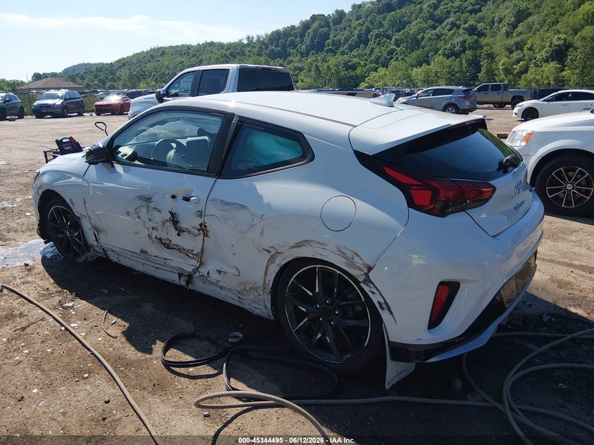 2020 Hyundai Veloster VIN KMHTH6AB3LU023760 IAAI salvage auction — SIDE, Salvage (West Virginia), sold $1,050 on 2026-08-23 (photo 3)