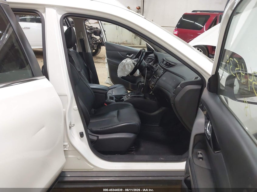 2018 Nissan Rogue VIN JN8AT2MV0JW306194 IAAI salvage auction — FRONT END, Salvage Title, sold $2,550 on 2026-07-30 (photo 5)