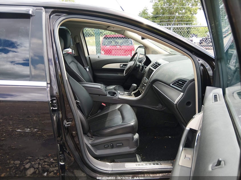 2013 Lincoln Mkx VIN 2LMDJ8JK0DBL12272 IAAI salvage auction — RIGHT FRONT, Salvage (Ohio), sold $1,400 on 2026-07-09 (photo 5)