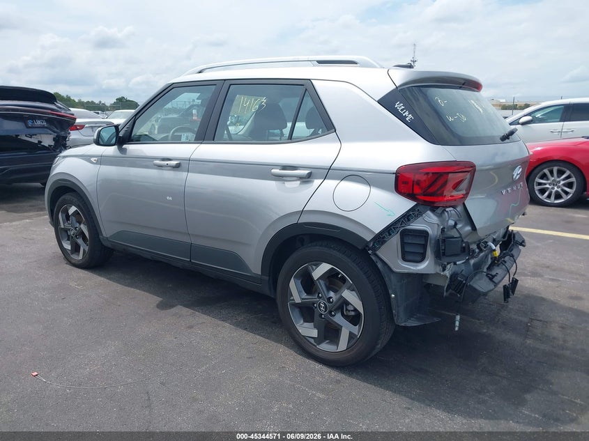 2025 Hyundai Venue VIN KMHRC8A33SU413561 IAAI salvage auction — REAR END, Rebuildable (Florida), sold $5,200 on 2026-07-30 (photo 3)