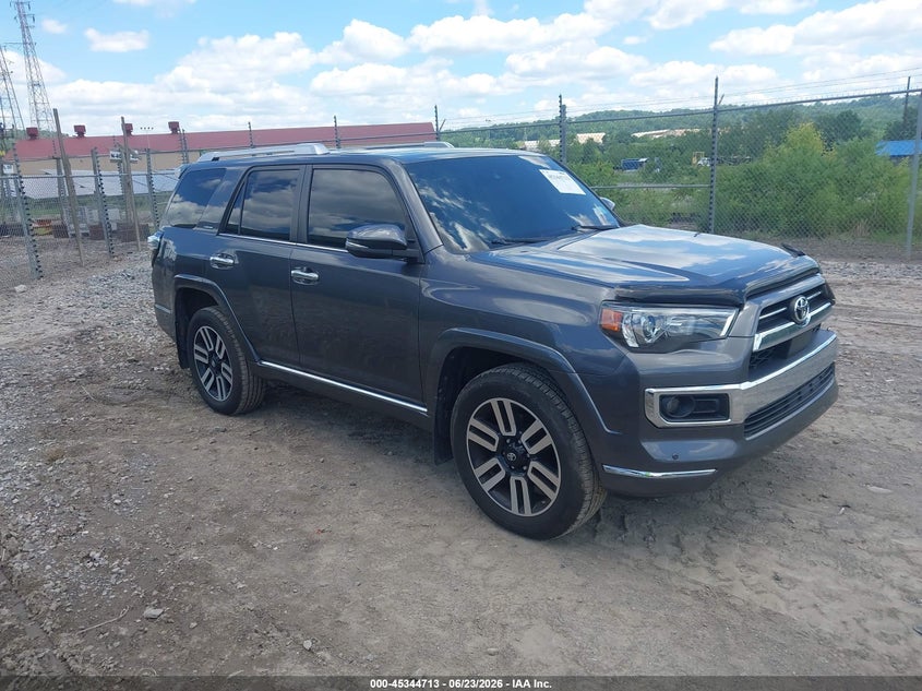 2021 Toyota 4runner VIN JTEKU5JR4M5845008 IAAI salvage auction — LEFT FRONT, Salvage Title, sold $29,000 on 2026-07-14 (photo 1)