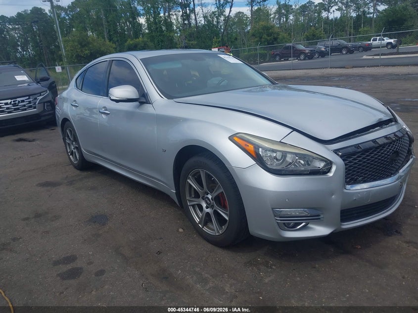 2015 Infiniti Q70 VIN JN1BY1AP5FM542038 IAAI salvage auction — FRONT END, Rebuildable (Florida), sold $2,225 on 2026-07-14 (photo 1)